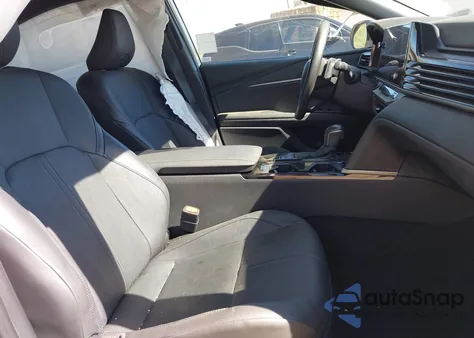 2025 Toyota Camry Xse z USA, uszkodzony, nr VIN 4T1DAACK7SU021436